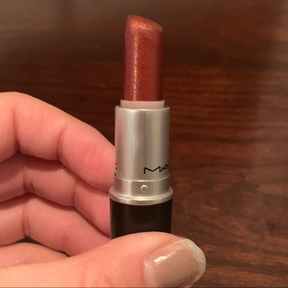 MAC Lipstick Fresh Moroccan Frost